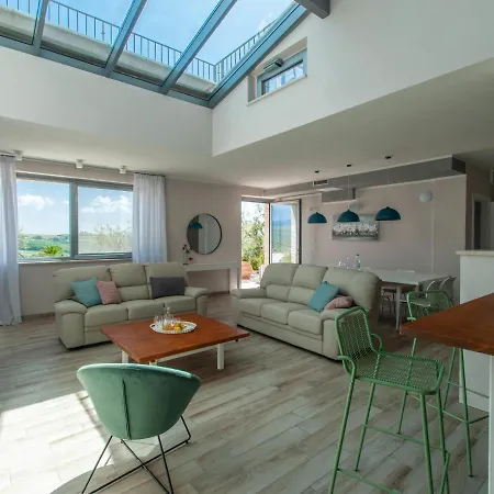 Futura By Interhome
